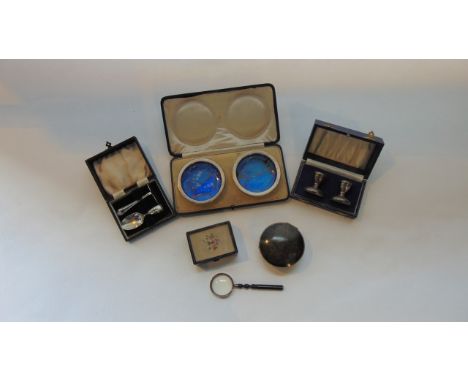 A pair of circular plated dishes with iridescent butterfly wing linings, silver and tortoiseshell trinket box, pair of silver