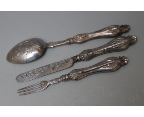 AN EARLY VICTORIAN HALLMARKED THREE PIECE CHRISTENING SET BY GEORGE UNITE - BIRMINGHAM 1858, consisting of spoon, knife and f