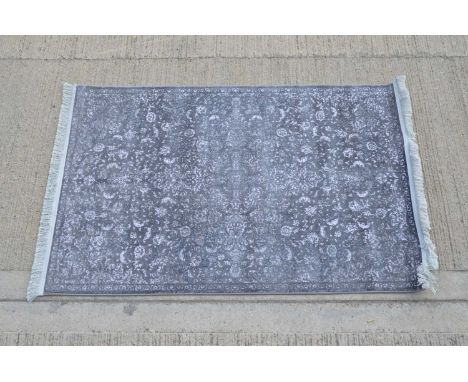 A modern carpet, 153cm x 99cm
