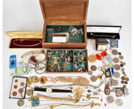 &nbsp;A collection of costume jewellery including Victorian locket, silver items including RAF brooch, bracelet, heart pendan