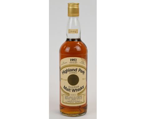 Highland Park Orkney Scotch Whisky, 1952, bottled by Gordon & MacPhail 1996, 40% vol, 70cl. PLEASE NOTE ALL ALCOHOL & TOBACCO