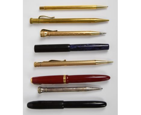 Eight fountain pens and propelling pencils including Parker Duofold, Mabie Todd &amp; Co Blackbird, Bastings Pneumatic, Conwa