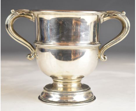 George V hallmarked silver twin handled trophy cup, Birmingham 1922, maker&nbsp;William Neale &amp; Son Ltd, height 14cm, wei