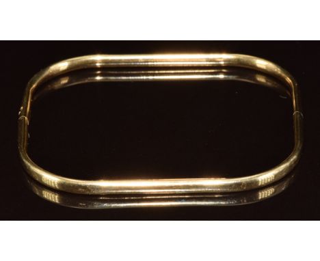 A 9ct gold rectangular bangle, 5.2g, 4.8 x 5.8cm