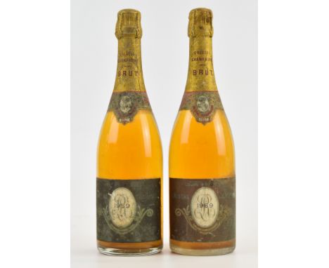 Two bottles of 1969 Louis Roederer Cristal Champagne, 75cl. PLEASE NOTE ALL ALCOHOL & TOBACCO ITEMS ARE SUBJECT TO OVER 18 CH