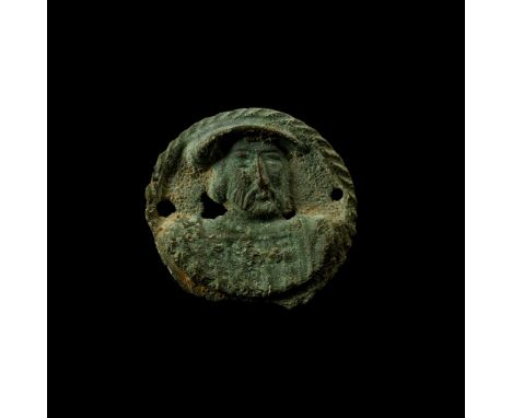 1509-1547 A.D. Bearing the bust of a bearded man dressed in elaborate Tudor clothing and wearing a wide-brimmed hat, Tudor ro