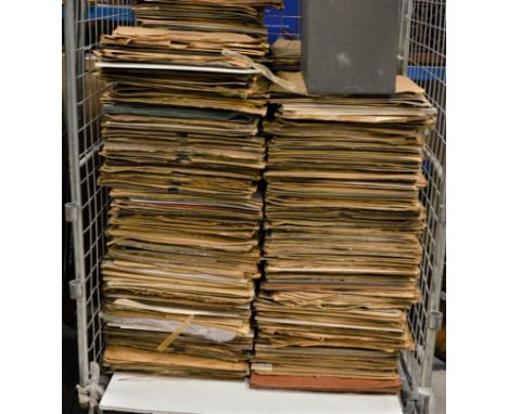 10-inch and 12-inch records, approximately 1000+, including Gramophone Concert 52673 Francesco Tamagno, Otello, Esultate, Ser