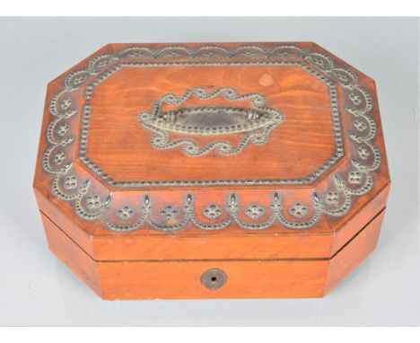 An early 19th-century musical work box, with sectional-comb snuffbox movement playing two airs, No 2770, the tool tray with m