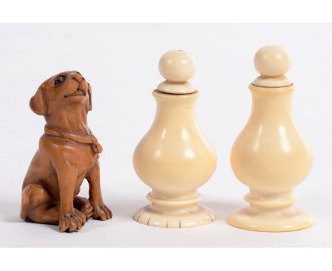 A PAIR OF VICTORIAN MINIATURE IVORY BALUSTER VASES AND STOPPERS, 6CM AND A JAPANESE BOXWOOD NETSUKE IN THE FORM OF A SEATED D