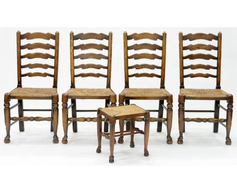 A SET OF FOUR OAK RUSH SEATED LADDER BACK DINING CHAIRS, EARLY 20TH C AND A STOOL 