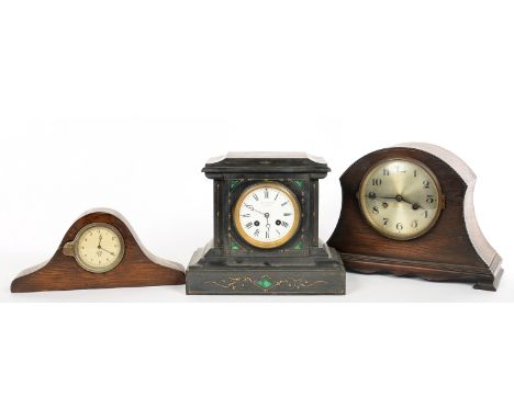 A FRENCH BELGE NOIR AND MALACHITE INLAID MANTEL CLOCK, THE ENAMEL DIAL INSCRIBED H G BODDINGTON MANCHESTER, 24CM H, A VINTAGE