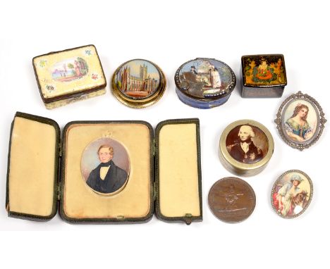 AN 18TH C SOUTH STAFFORDSHIRE ENAMEL PATCH BOX, ANOTHER OF LATER DATE WITH YELLOW GROUND, AN EARLY 19TH C ENGLISH SCHOOL PORT
