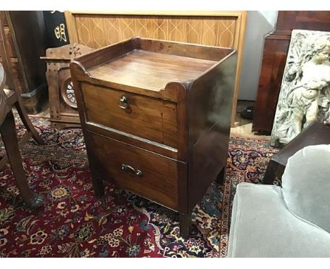 A George III mahogany tray top commode nightstand, of characteristic form, with single drawer over a pull-out commode disguis