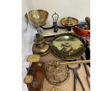 An Avery Scales with brass pans and weights together with a Postal letters scales, wall mounted brass oil lamp, curtain rings