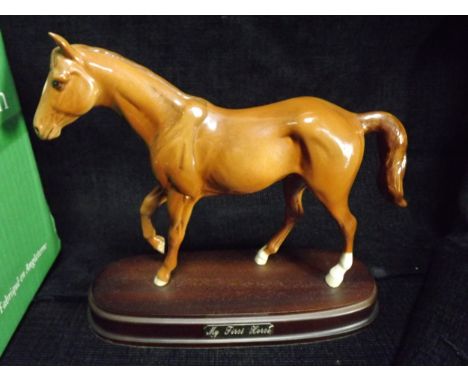GB Royal Doulton chestnut colour ceramic Horse on a wooden stand. Model DA193 'My First Horse'.  Report - Gloss finish, facto