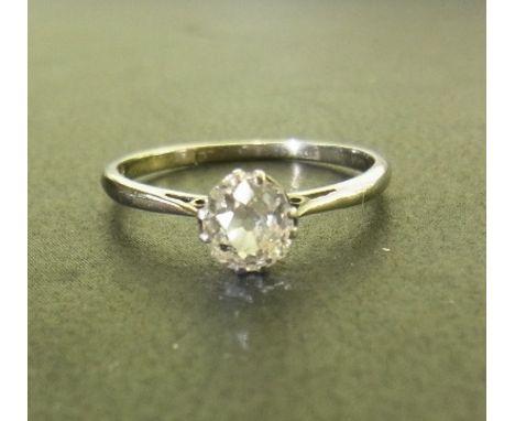 An early 20th century 18ct gold and platinum old-cut diamond single-stone ring - Estimated diamond weight 0.50ct - Ring size 