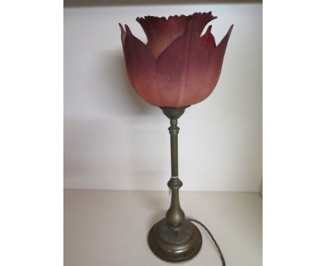 A brass table lamp with a coloured tulip shape shade - Height 52 cm