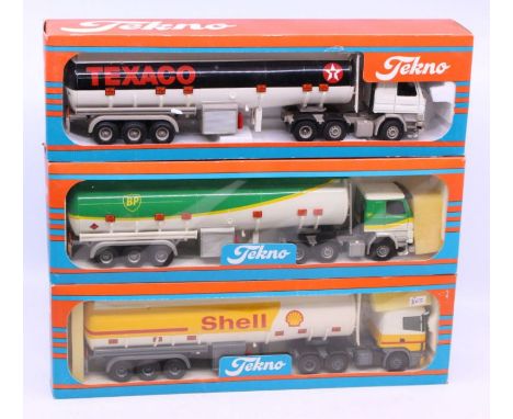 Tekno: A boxed Tekno diecast, Shell tanker, 1:50 Scale, Made in Holland. Together with another&nbsp;Tekno diecast, BP tanker,