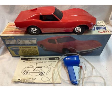 Eldon: A battery operated, Eldon Touch Command Corvette Stingray 1968. Battery operated car in very good condition with origi