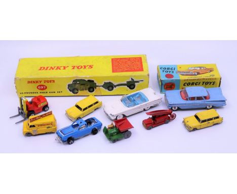 Diecast: A collection of assorted unboxed, diecast vehicles to include: Corgi Ford Thunderbird; Matchbox Dennis Fire Engine, 