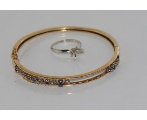 Vintage 15ct gold hinged bangle as inspected, weight: approx 17.3 grams, together with a platinum ring (no stone), weight: ap