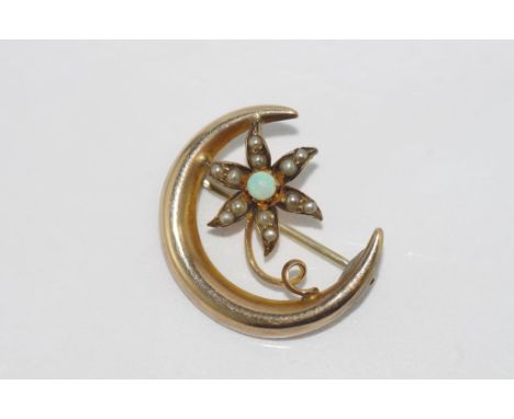 9ct yellow gold, pearl and opal crescent brooch weight: approx 2.2 grams