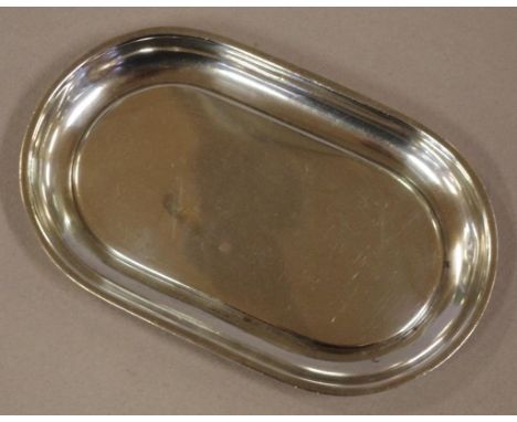 Sterling silver pin tray hallmarked Birmingham 1939, 41grams approx