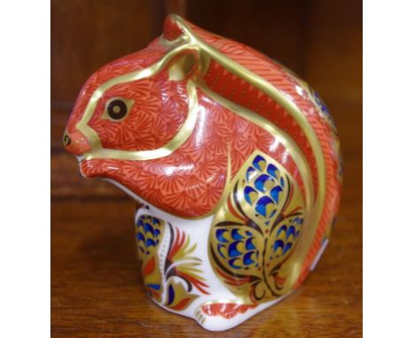 Royal Crown Derby red squirrel paperweight with gold button seal to base, 9cm high approx