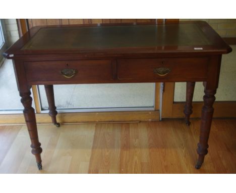 Late Victorian leather topped writing table with 2 drawers, 114cm wide, 60cm deep, 76cm high