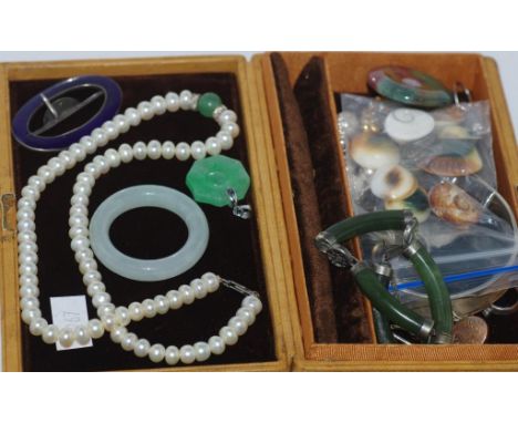 Pig skin jewellery box with silver and enamel buckle, pearls and various other jewellery