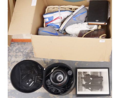 Cloud 9 'The O' heated roller ultimate gift set&nbsp;with case, two pairs of Nike trainers uk size 5 and UK size 8.5, a pair 