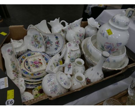 Box of Aynsley Wild Tudor Little Sweetheart pattern vases and trinkets, Masons plates, etc 