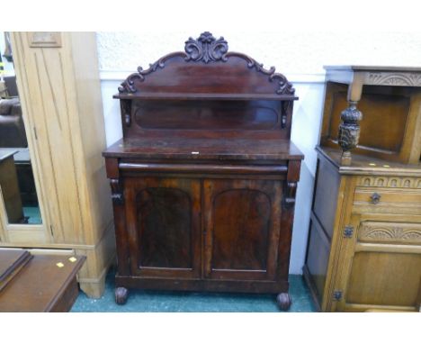 Mahogany cupboard with shelf to upper section 