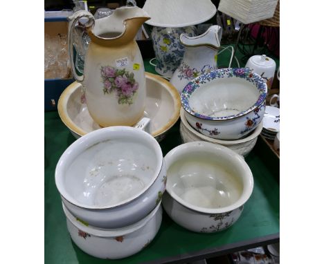 Wash jug and basin, five chamber pots and jug