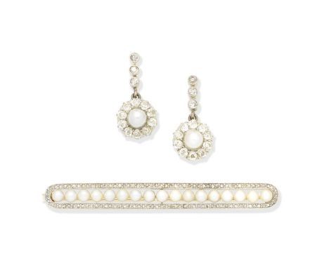 PEARL AND DIAMOND EARRINGS AND BROOCH, EARLY 20TH CENTURY1st: Each 4.5mm pearl within a cushion-shaped diamond surround, susp