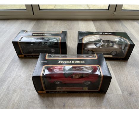 Three Special Edition 1.18 Scale Maisto Boxed Cars
All in very good condition