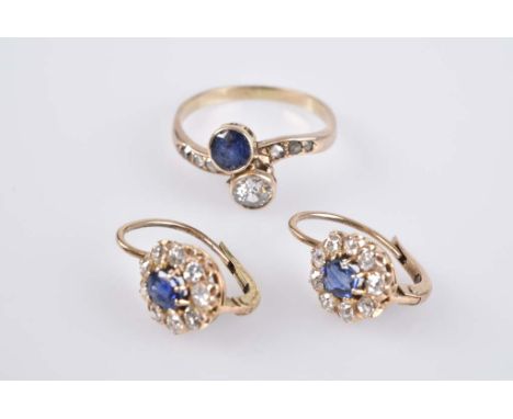   Schmuckset - Damenring + Paar Ohrhänger mit Saphir und Brillanten   GG 585, Gesamtgew. 5,1 g, Ring mit geschwungenem Ringko