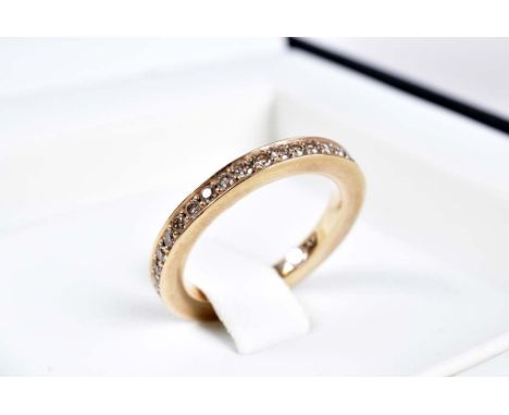   NOOR Ring Memoire   NOOR EXCLUSIVE "Feel the Diamonds" 750 Rotgold, rundum besetzt mit Brillanten, zus. 0,82 ct, auf der In