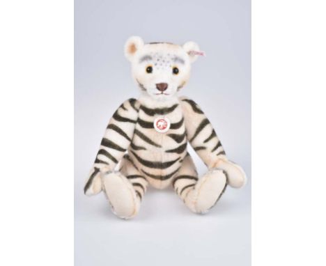   STEIFF Teddybär Tiger   2010, KFS, Nr. 420689, Alpaca,, 5-fach gegliedert, Kippstimme, 40 cm, Z 1          