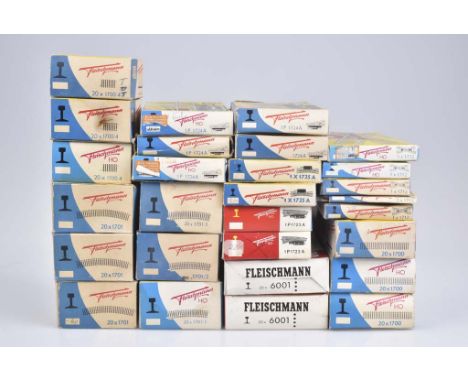   FLEISCHMANN Gleiskonv.   ca. 300 Teile, H0, 60x 1700/4, 60x 1701, 40x 6001, 60x 1701/2, 60x 1700, 5x 1P 1724 A, 5x 1712, 2x