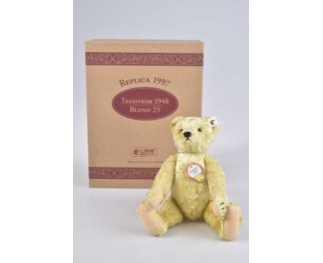   STEIFF Teddybär 1948   Replica, limitierte Auflage, mit Zertifikat 826/ 5000, KFS, Nr. 408328, Kunstseidenplüsch, blond, 25