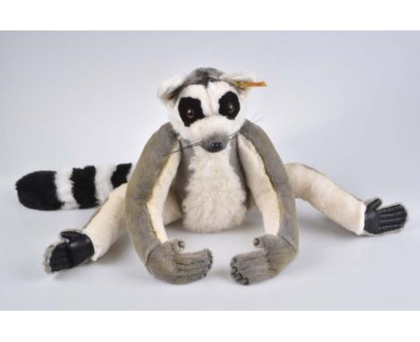   STEIFF Meerkatze Katta   Webpelz, KFS, Nr. 061639, ca. 47 cm (ohne Schwanz gemessen), Z 1          