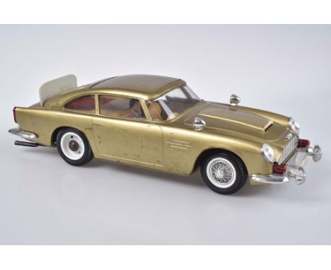   GAMA 1 Modellfahrzeug   Aston Martin DB5 "James Bond 007", Nr. 4900, Made in Western Germany, Blech/Kunstoffteile, gold, L 