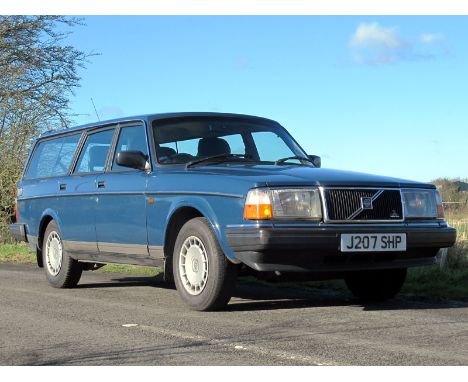 - Offered with a collection of historic invoices and MOT's

- Complete with original driver pack and associated handbooks

- 