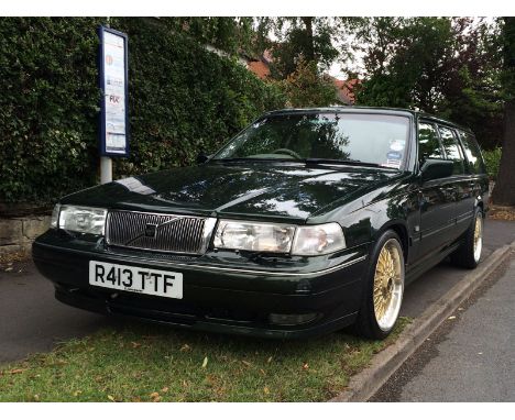 - Finished in Olive Green with Mushroom interior and 204bhp spec engine

- 2 keepers from new, 80,500 recorded miles and MOT'