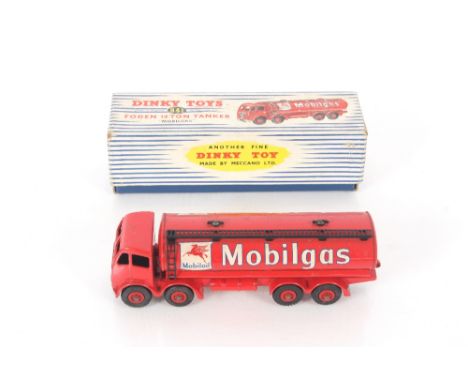 A Dinky Toys 941 Foden 14 ton tanker "Mobil Gas" (boxed)