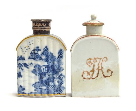 A Chinese export blue and white porcelain tea caddy with clobbered gilt decoration, with engraved white metal lid, 13cm high;