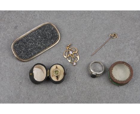 A small group of antique jewellery, including an Art Nouveau style 9ct gold and opal pendant, 44mm. drop; a cased 9ct gold an