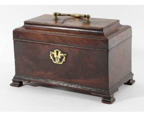 MAHOGANY TEA CADDY Chippendale style, the interior in three sections, height 16cm, width 26cm