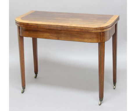 MAHOGANY FOLD OUT CARD TABLE, early 19th century, the with a rounded rectangular and crossbanded top on a double gateleg base